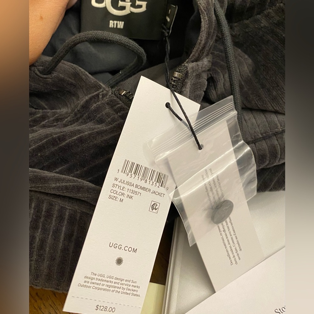 UGG Bomber Jacket - Picture 8 of 9